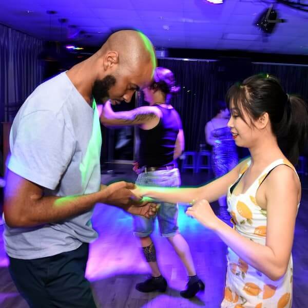 échange salsa - 2 échange salsa